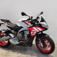 APRILIA Tuono 660