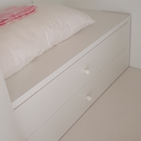 Armadio ad angolo con cassettiera bianco