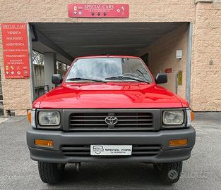 Toyota Hilux 2.4 diesel Pick-up