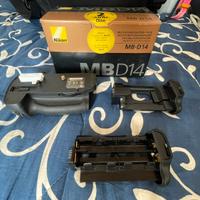 Nikon MB-D14