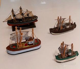 4xSet modellini velieri vintage da collezionismo:
