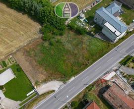 DOLO TERRENO EDIFICABILE DI 1.050 MQ