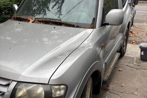 Mitsubishi Pajero 3.2 DI-D 4x4 alluvionato