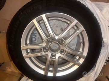 Cerchi e gomme invernali per Mercedes 205/60 R16