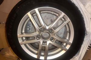 Cerchi e gomme invernali per Mercedes 205/60 R16