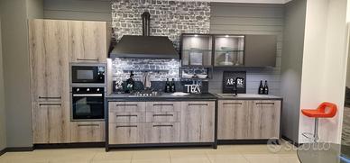 “Cucina completa moderna effetto rovere"