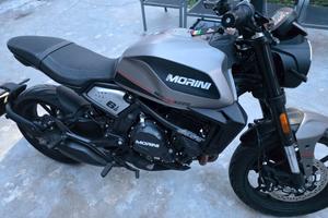 Moto Morini Seiemmezzo 650
