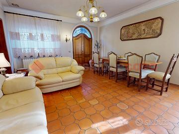 Casa Indipendente Molazzana [UM197CVVRG]