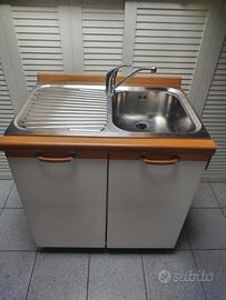 Lavello in acciaio con mobile