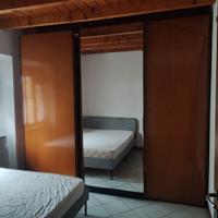 Armadio ante scorrevoli 3 metri + comodini