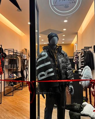 Cessione attività commerciale/ Abbigliamento