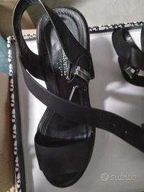 sandalo in pelle Primadonna nero 38