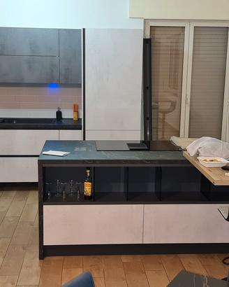cucina completa stile americano