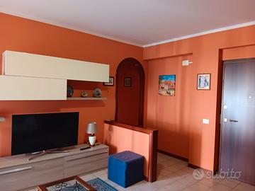 Aci san filippo 3,5 vani arredato