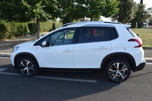 Peugeot 2008 Allure 1.6 BlueHDi 120 CV – Full Opt.