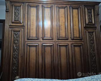 Armadio 3 metri + comò in legno massello