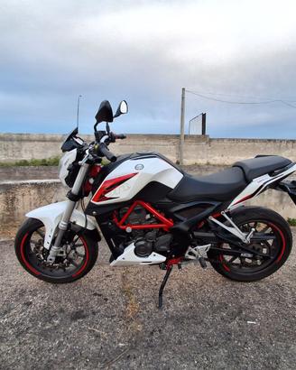 Moto benelli bn 251 abs