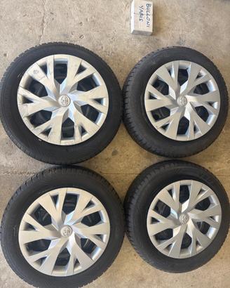 Cerchi e gomme Toyota Yaris invernali