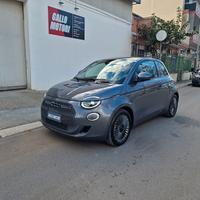 ACQUISTA O NOLEGGIA FIAT 500ELETTRICA ICON 42kw 11