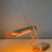 Lampada da tavolo design vintage