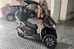 Adiva AD1, 200 cc, solo 2700 km.