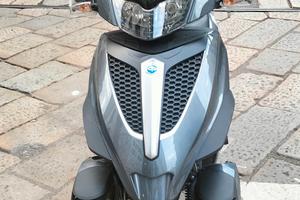 MP3  300 piaggio rl