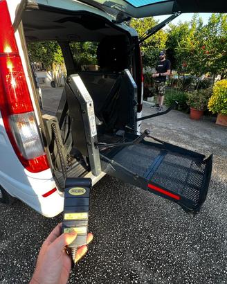 Mercedes Viano 2.2 CDI automatico adattato disabil