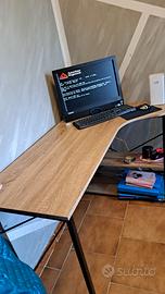 scivania stile industriale