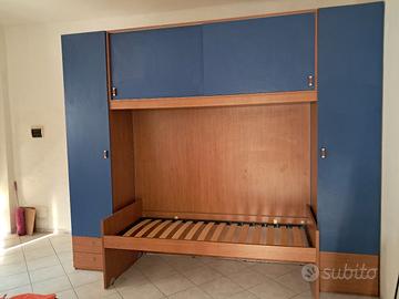 armadio a ponte con doppio lettino