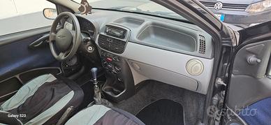 Fiat Punto ELX  anno 2002 