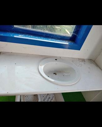 Top Bagno in Marmo Bianco con Lavello Incassato