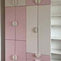 Armadio bambina bianco e rosa