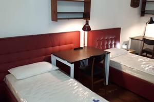 Liberi posti letto per studentese in camere doppie