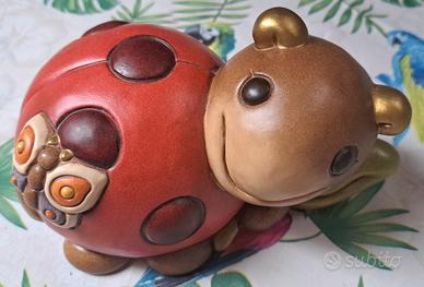 THUN - Coccinella con Farfalla

