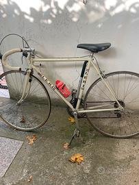 Bici da corsa d’epoca LERI- anni 70/80- conservata