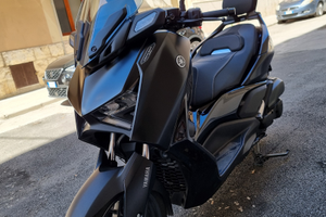 Yamaha xmax tech max 125
