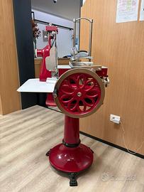 Affettatrice SEMI-NUOVA PROFESSIONALE