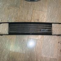 Grigie mascherina Fiat 131