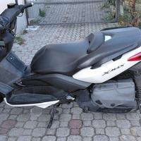 Yamaha X-Max 400 - 2016