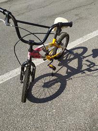 Bicicletta bimbo stile BMX