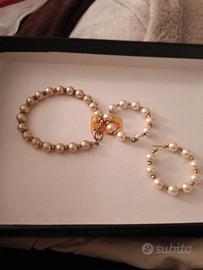 orecchini e bracciale 