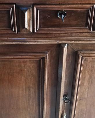 credenza con Vetrinetta di legno 