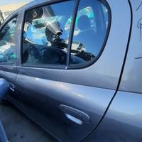 TOYOTA YARIS 2003 - PORTA POSTERIORE SINISTRO