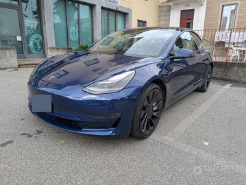 TESLA MODEL 3 PERFORMANCE 