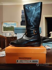 stivale da donna Valleverde in pelle nera 