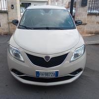 Lancia Ypsilon 12 gpl