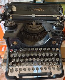 Macchina da scrivere olivetti m40