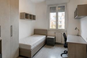 Stanza singola zona navile BO