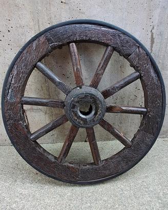 4 ruote di carro antiche  in legno e ferro