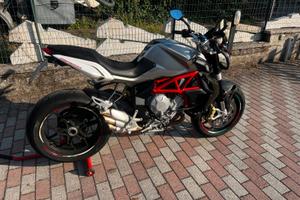 MV Agusta Brutale 800 EAS ABS